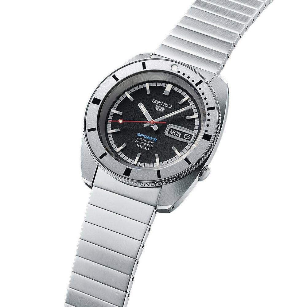 Seiko 5 Sports ‘Pepper Black’