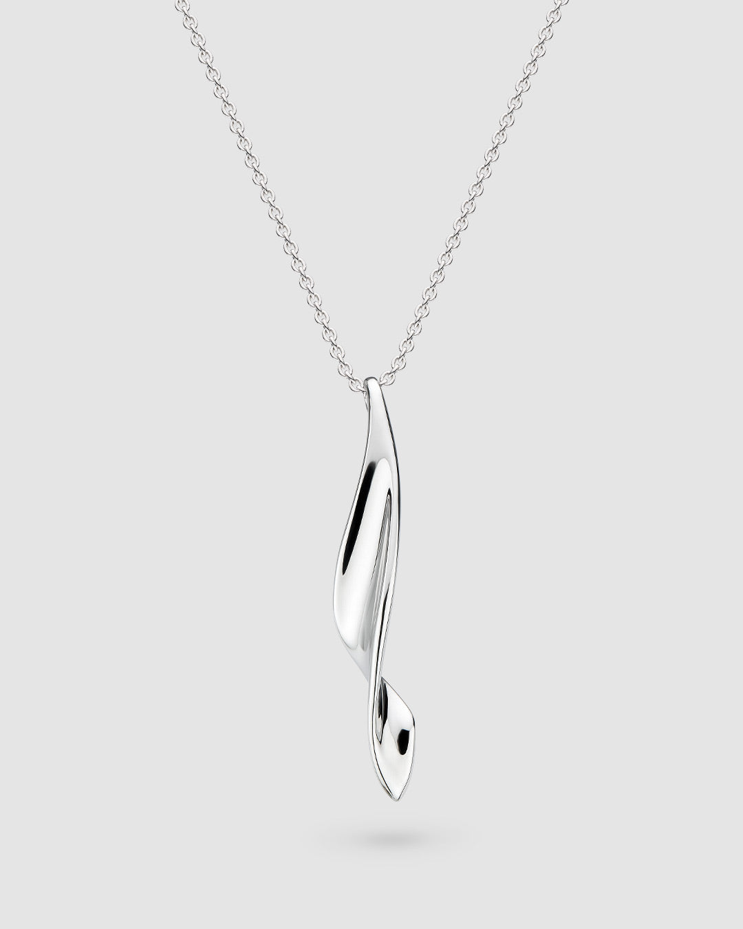 Kit Heath Serenity Curve Necklace