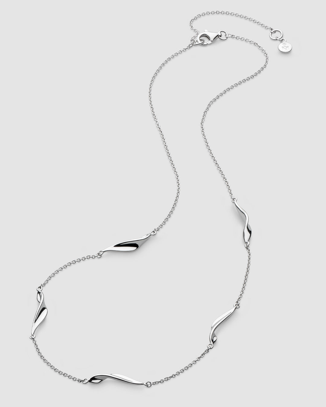 Kit Heath Serenity Curve Station Necklace