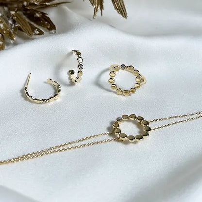 Lustre & Love Circles Hoop Earrings in Gold Vermeil