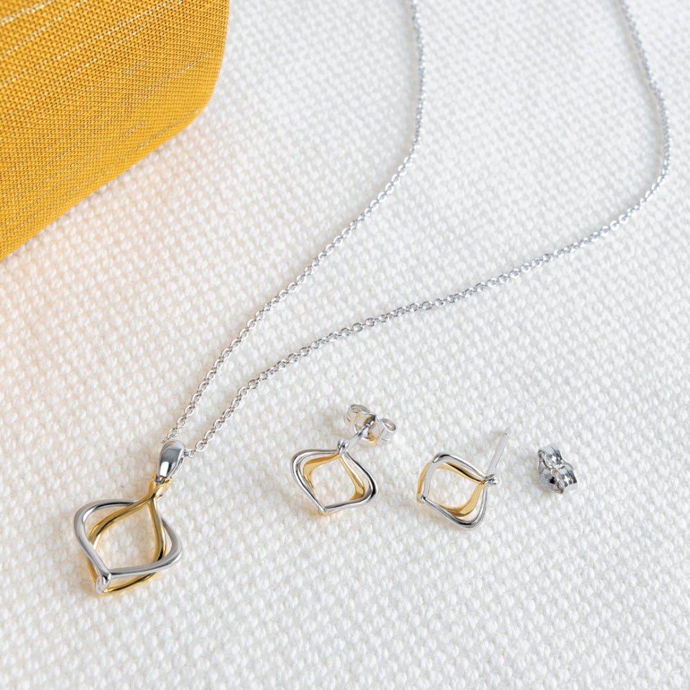 Kit Heath Alicia Golden Petite Stud Earrings