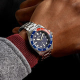 Seiko Prospex Solar Diver’s in Blue-Red-Blue