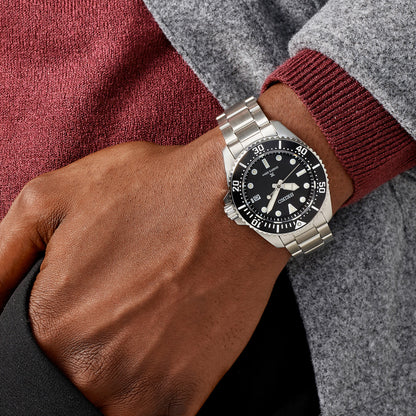 Seiko Prospex Solar Diver’s in Pure Black