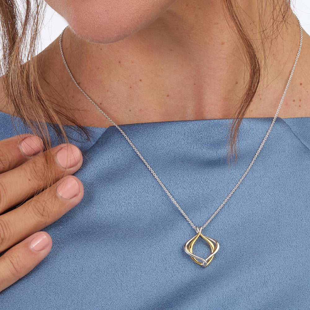 Kit Heath Alicia Golden Petite Necklace