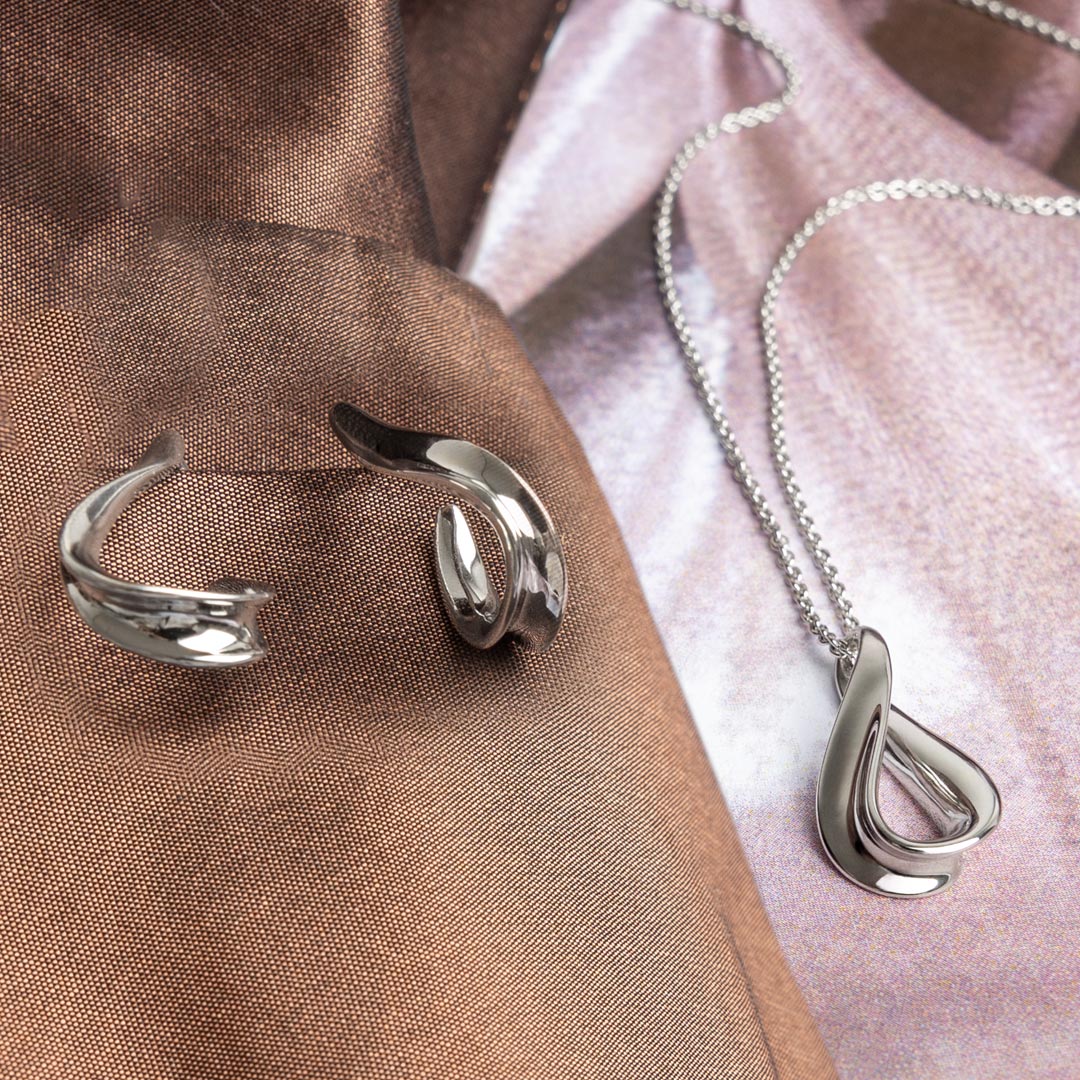 Kit Heath Serenity Midi Necklace
