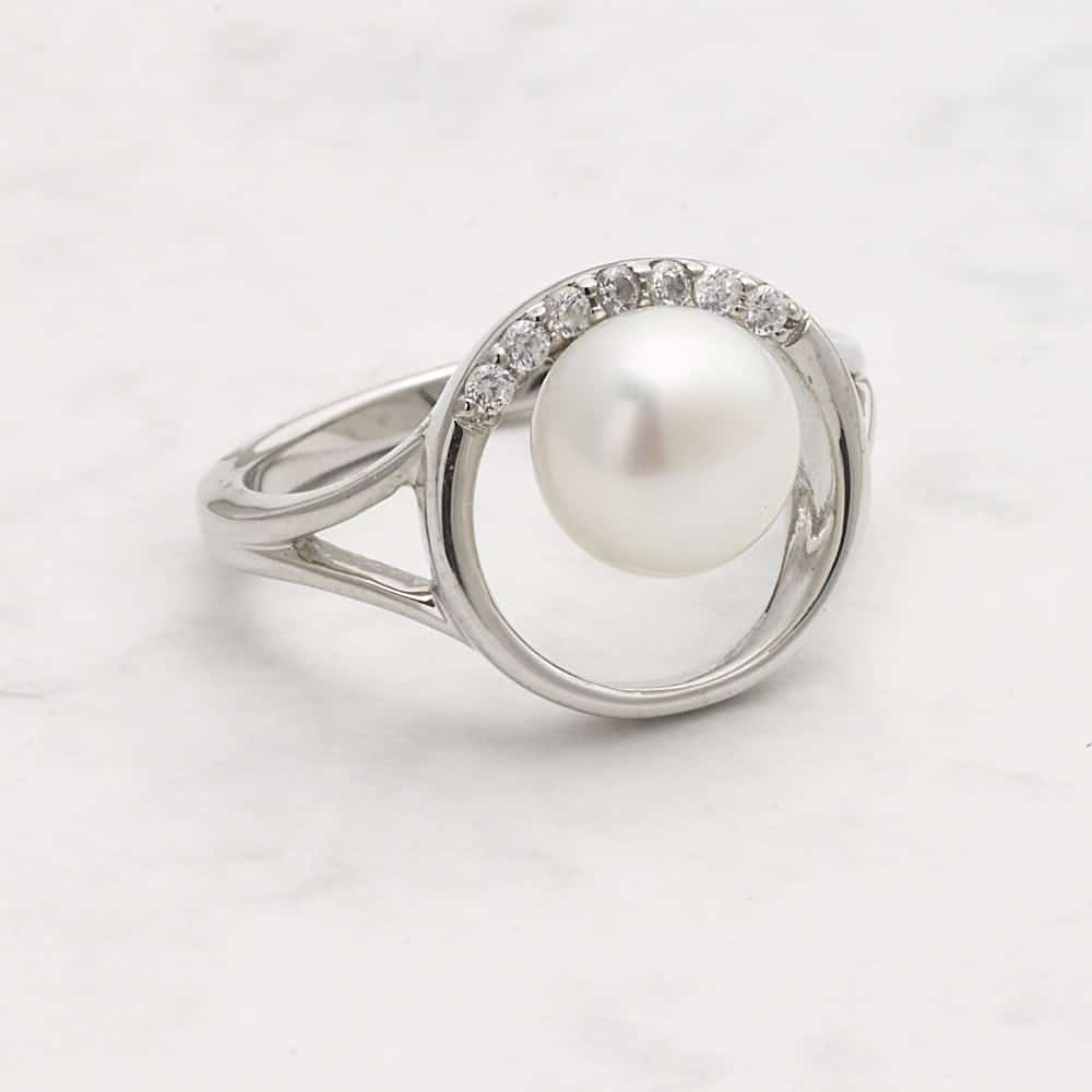 Jersey Pearl Circle Freshwater Pearl Ring